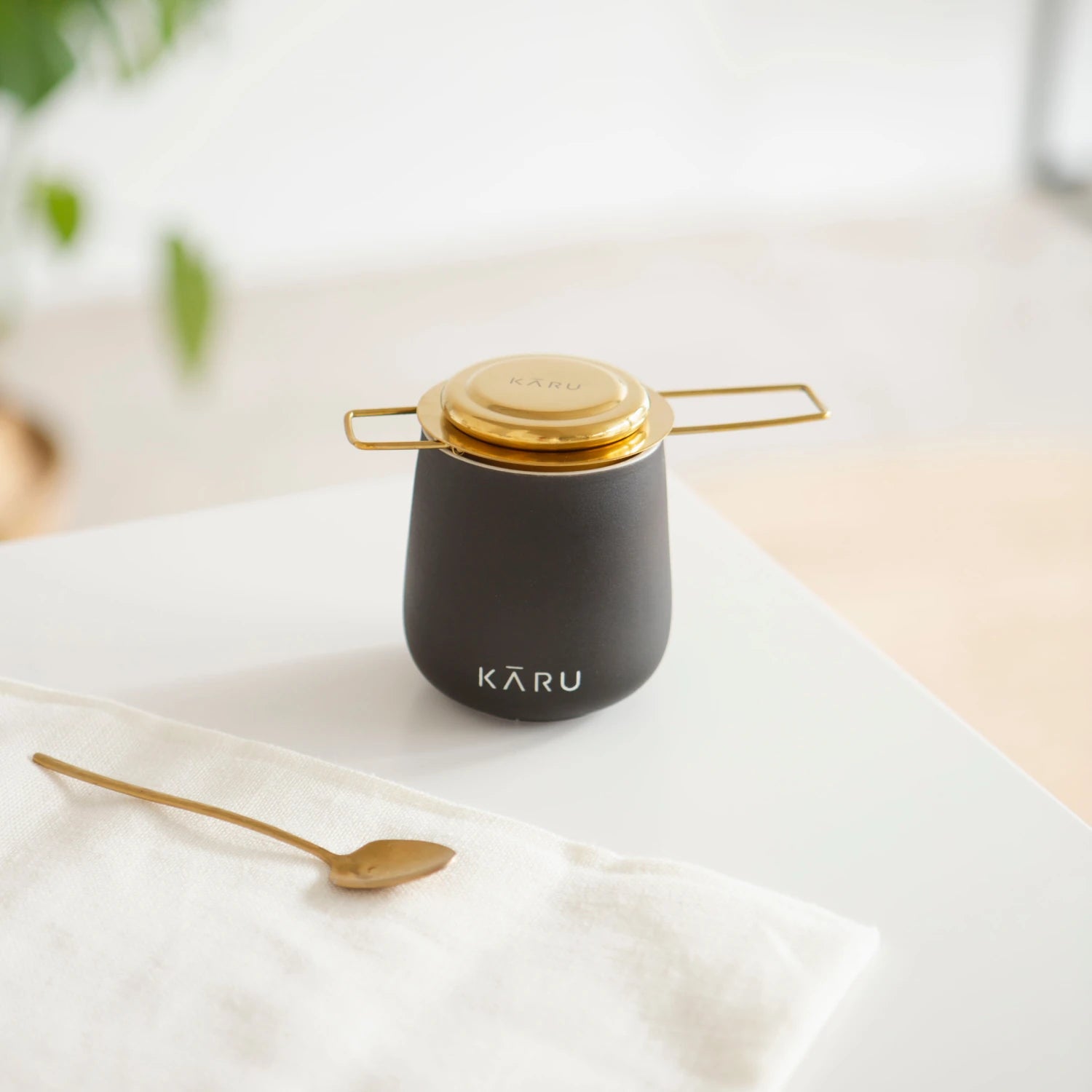 Teesieb aus Edelstahl - Gold