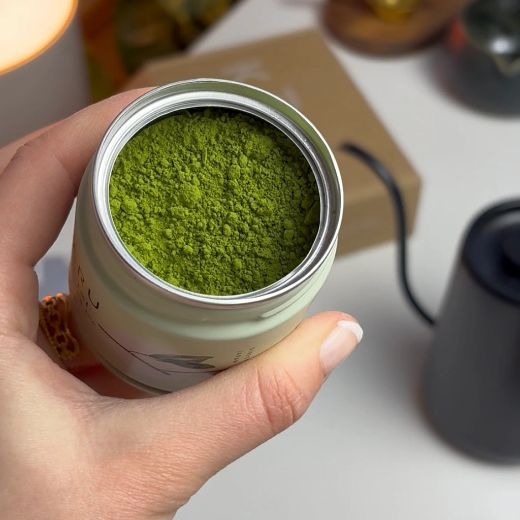 Itsutsu Pulver: Dose öffnen