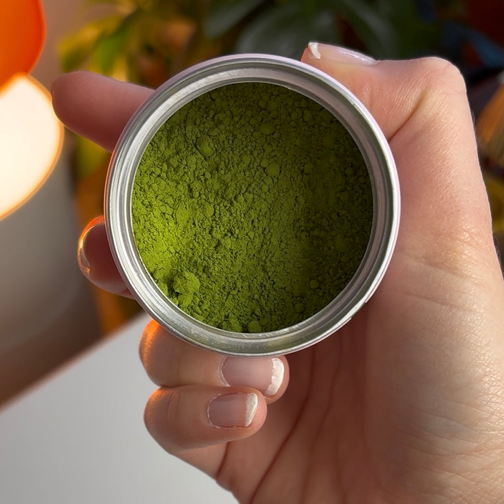 Mittsu Pulver: Dose öffnen